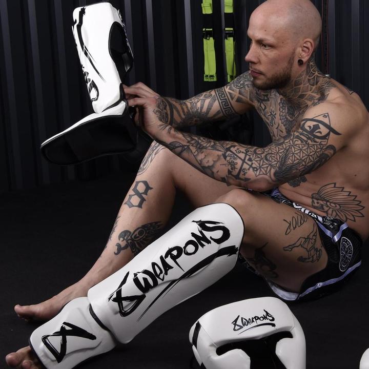 Actual product image 8Weapons Shin Guards - Unlimited white M (M)