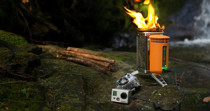 Produktbild Biolite Campstove mit Flexlight und USB-Output