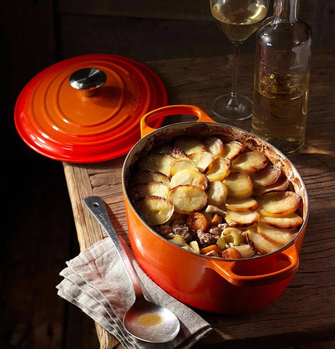 Produktbild Le Creuset Signature (29 cm, Bräter + Schmortopf, Gusseisen)