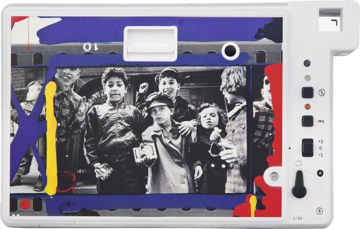 Actual product image Lomo 039Instant Wide William Klein Edition