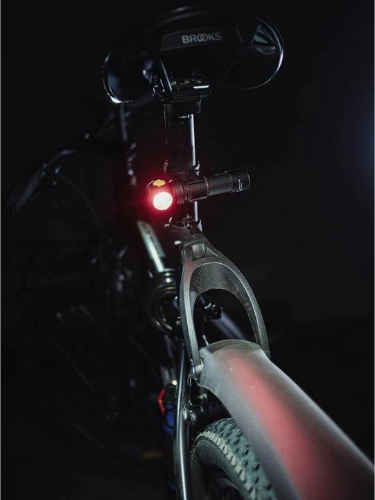 Produktbild ArmyTek Wizard C2 WR Magnet USB Multifunktionslampe warm & red (11.20 cm, 1100 lm)