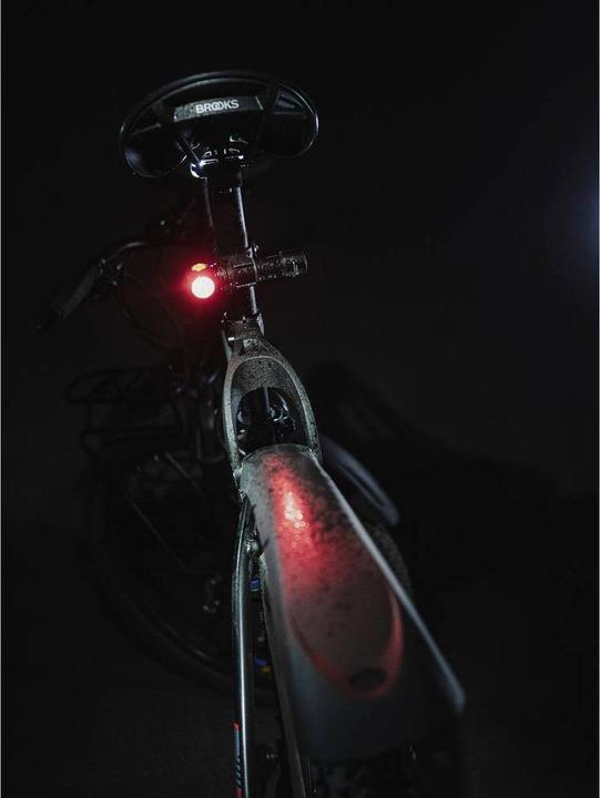 Produktbild ArmyTek Wizard C2 WR Magnet USB Multifunktionslampe warm & red (11.20 cm, 1100 lm)