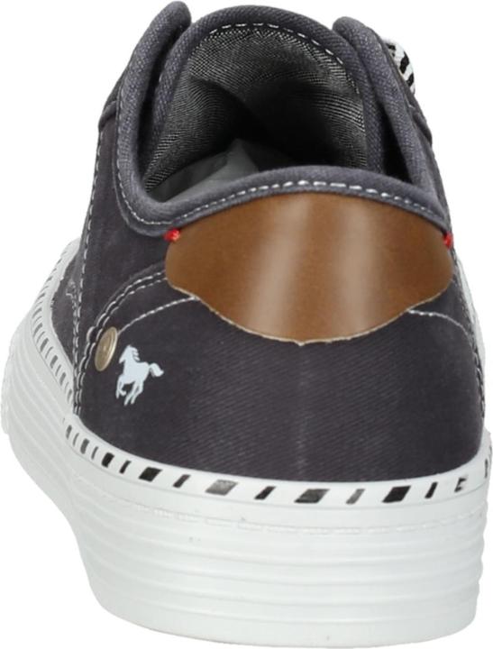 Produktbild Mustang Sneaker (41)