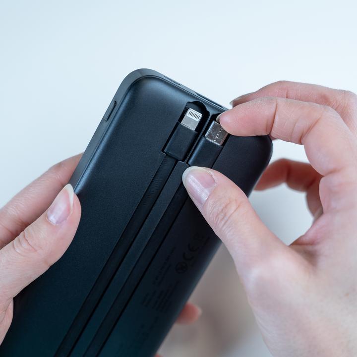 Actual product image Xlayer Powerbank 10,000 mAh with two integrated cables PD 20W Black (10000 mAh, 20 W, 37 Wh)