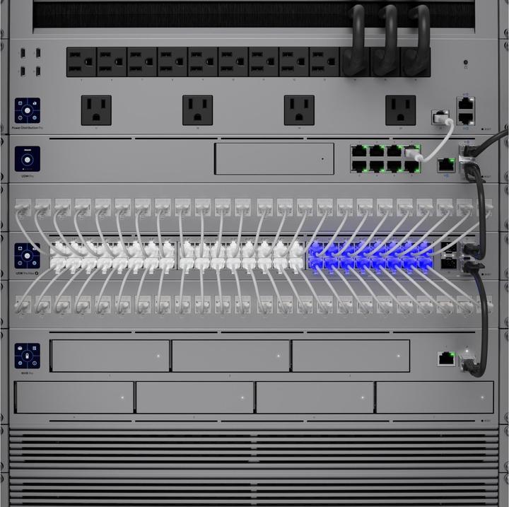 Produktbild Ubiquiti Pro-Max-48 (48 Ports)
