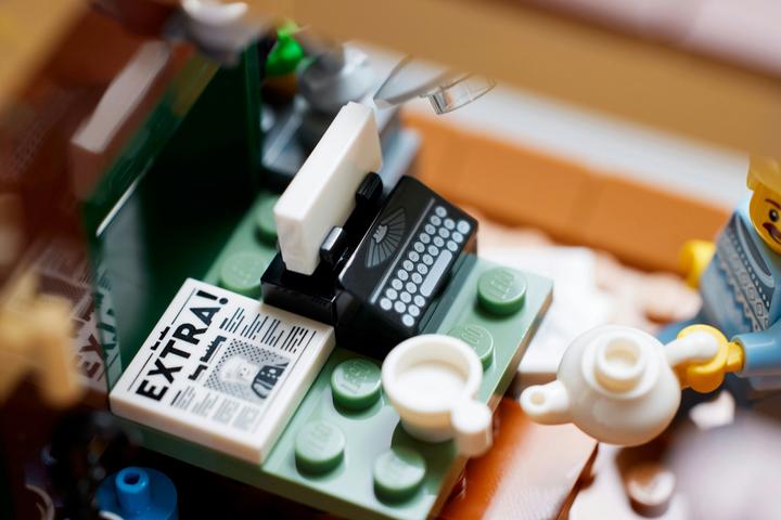 Produktbild LEGO Finnhütte (21338, LEGO Ideas, LEGO Seltene Sets)