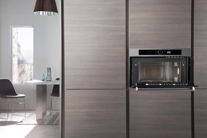 Immagine prodotto Whirlpool AMW 731/IX Microonde Combi integrato, acciaio satinato