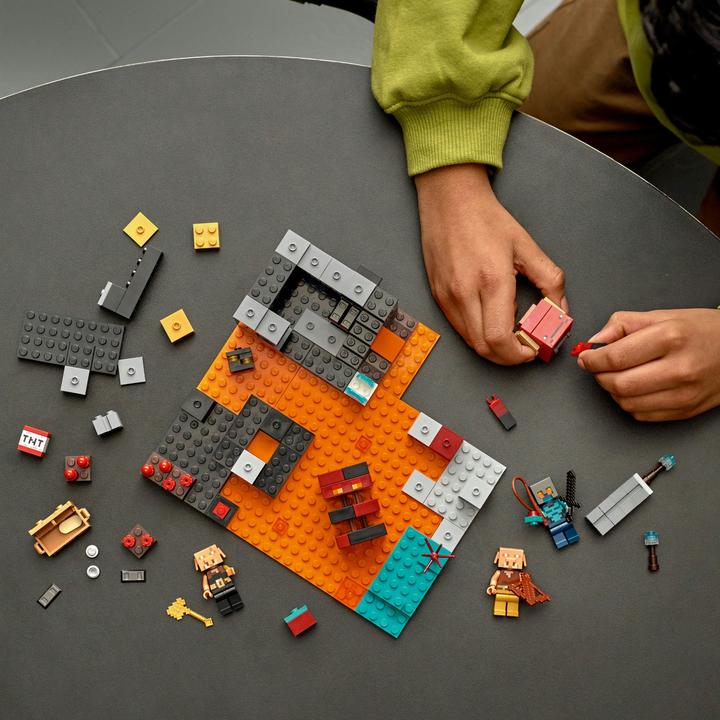 Image du produit LEGO Le bastion du Néant (21185, LEGO Minecraft)