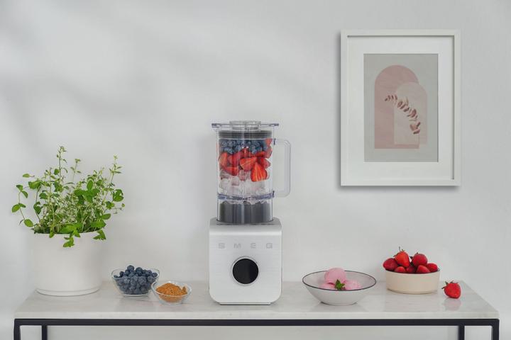 Image du produit Smeg BLC01WHMEU Professionnel (Prise UE, 1400 W)