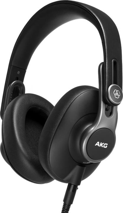 AKG K371 (No noise cancelling, Cable)