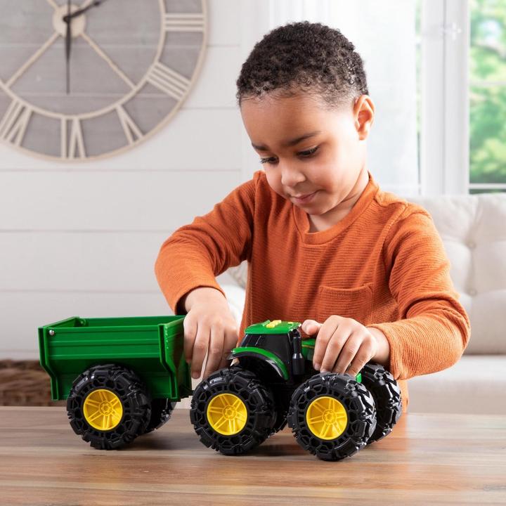 Image du produit John Deere Tracteur avec remorque