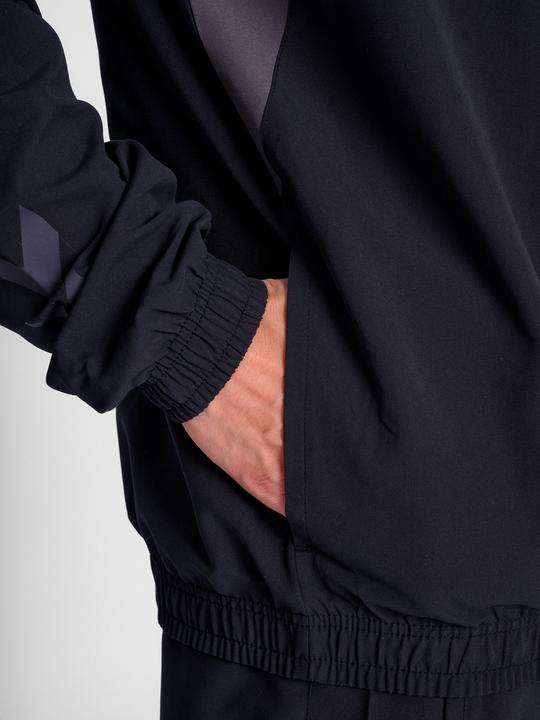 Actual product image hummel Hmltravel Woven Jacket (M)