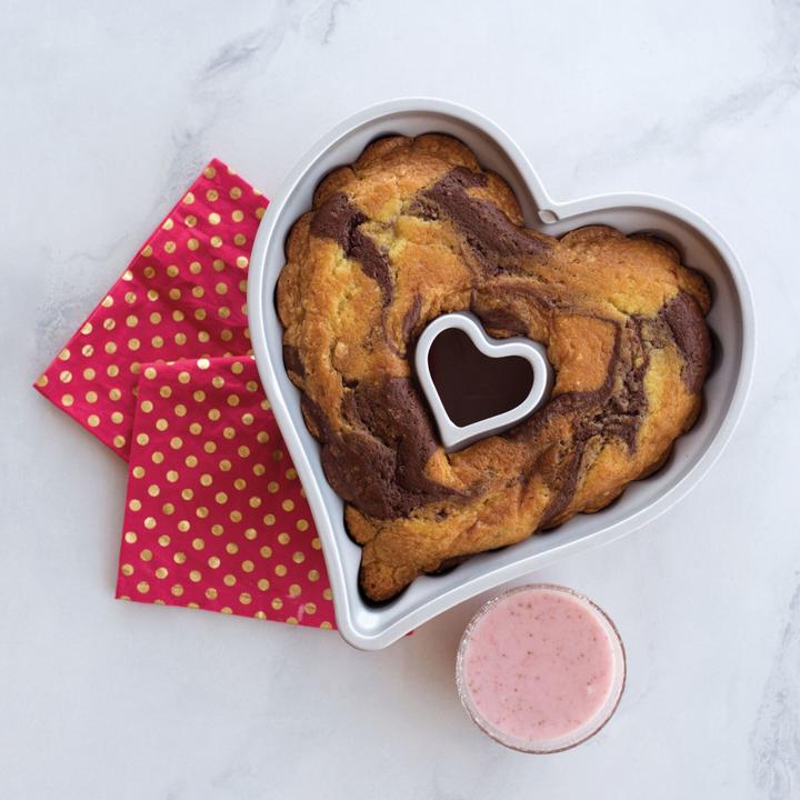 Actual product image Nordic Ware Heart wreath baking dish (23.50 cm)