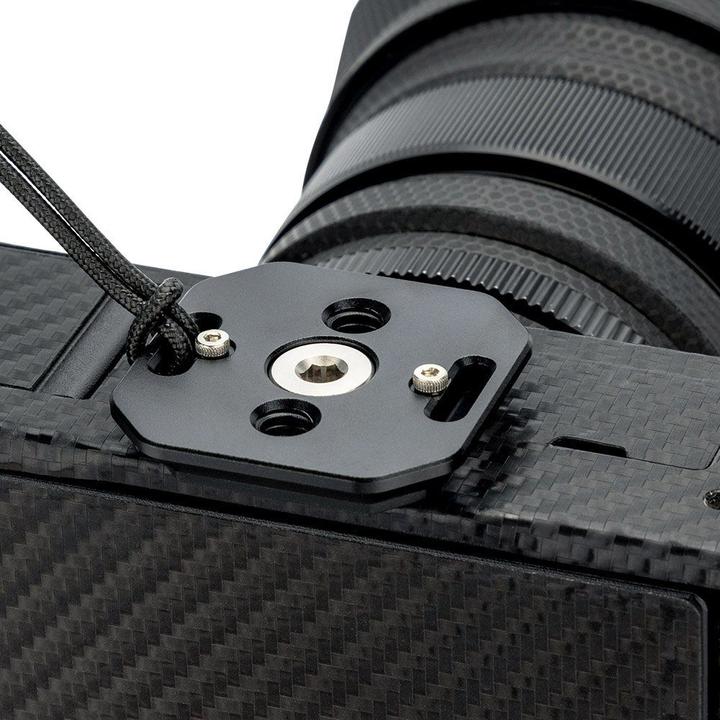 Actual product image JJC QRS M1 Deluxe Quick Release Sling Strap for Mirrorless Camera Silver Grey