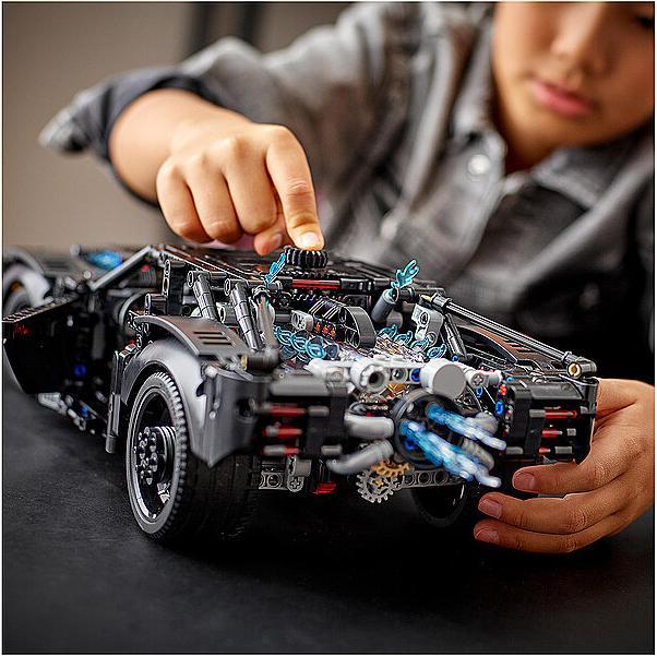 Image du produit LEGO La Batmobile de Batman (42127, LEGO Technic)
