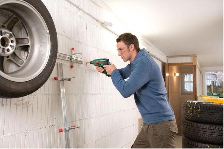 Actual product image Bosch Home & Garden Uneo (Rechargeable battery operated)