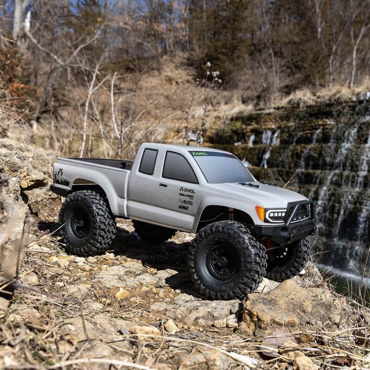 Actual product image Axial Scale Crawler SCX10 III Base Camp Gray 1:10, ARTR (ARR Almost Ready to Run)