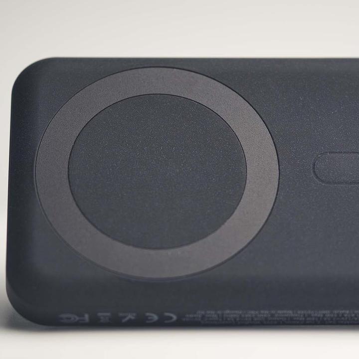 Produktbild XtremeMac Magnetische Powerbank - Kompatibel mit Apple MagSafe (10000 mAh, 20 W, 37 Wh)
