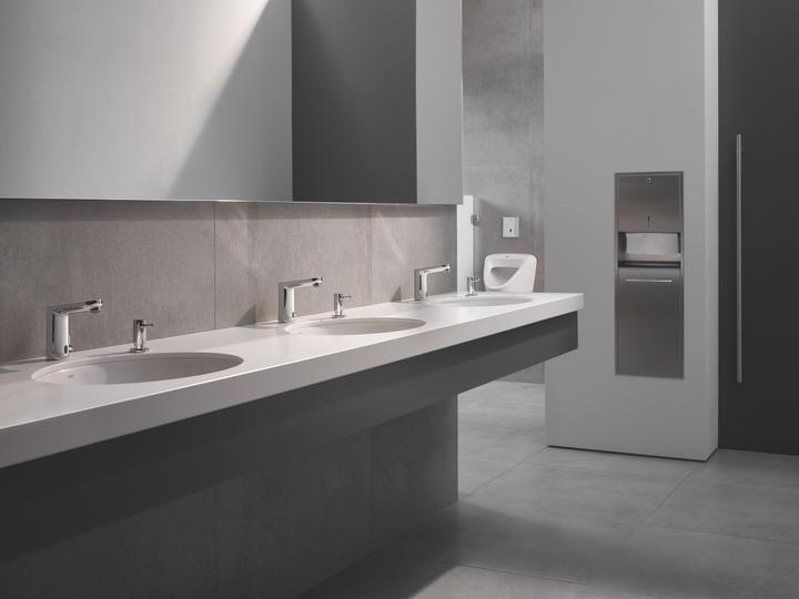 Immagine prodotto Grohe Miscelatore per lavabo a infrarossi Eurosmart CE con controllo della temperatura