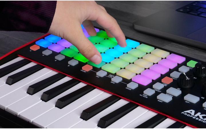 Image du produit Akai Professional APC Key25 MK2 (Contrôleur)