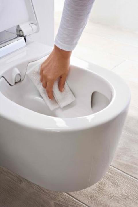 Actual product image Geberit AquaClean Sela