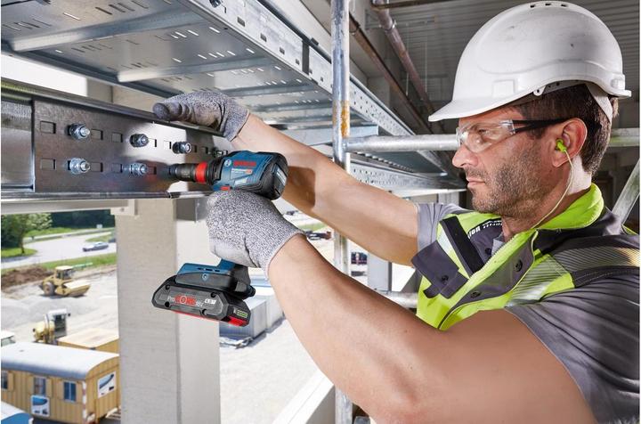 Actual product image Bosch Professional Cordless impact wrench GDX 18V-210 C (Rechargeable battery operated)