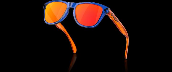 Actual product image Oakley Frogskins XXS