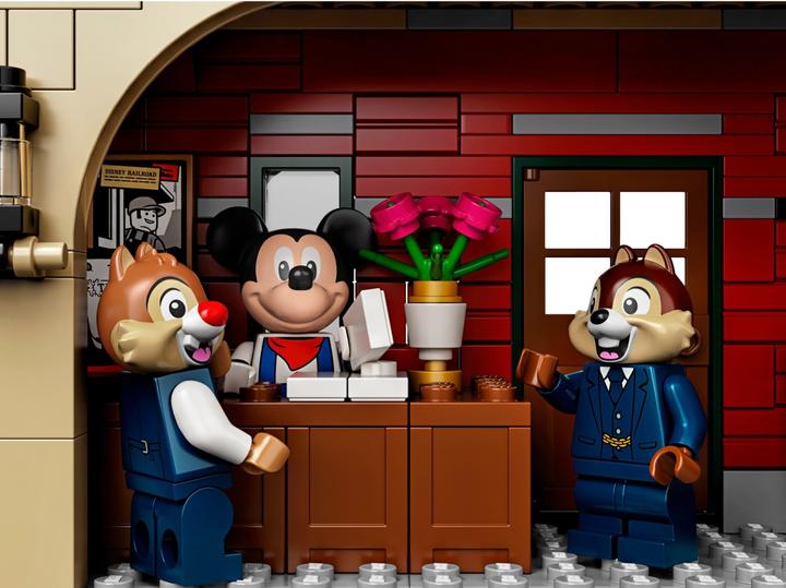 Actual product image LEGO Disney train with station (71044, LEGO Rare Sets)