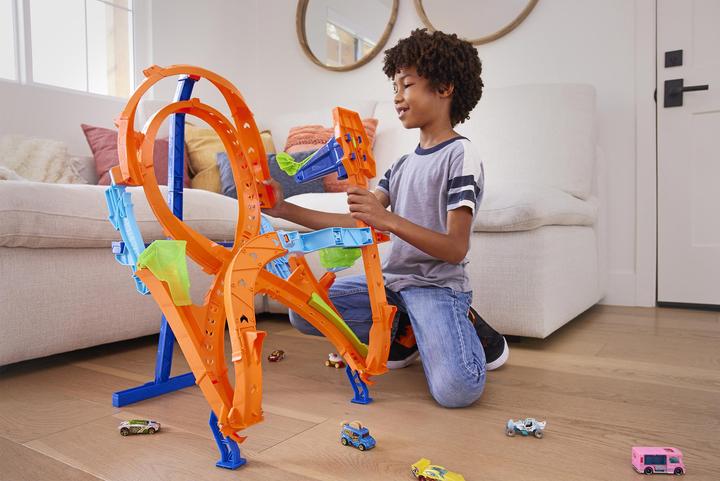 Image du produit Hot Wheels Action Figure-8 Jump