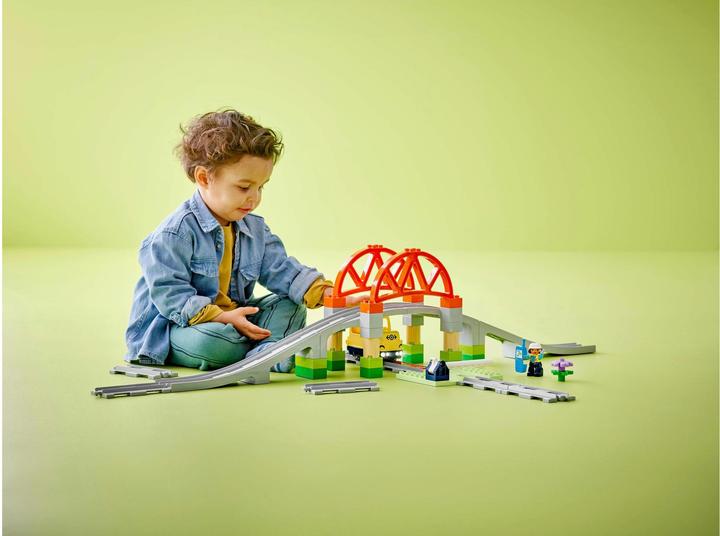 Actual product image LEGO Railway bridge and rails - extension set (10426)