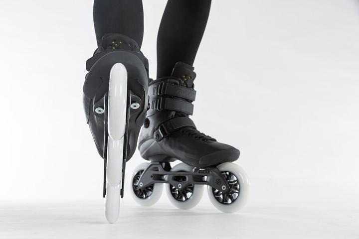 Actual product image Powerslide Kaze Black 110 43 (43)