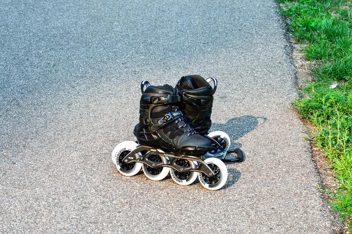 Actual product image Powerslide PHUZION SKATES Argon Road Black 110 41 (41)