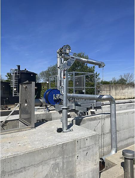 Actual product image Thern Europe First Mate portable davit crane, electrolytically zinc plated, max. load 385 kg.