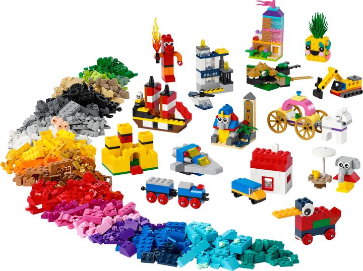 Actual product image LEGO Classic 11021 90 years of play fun (11021, LEGO Classic)