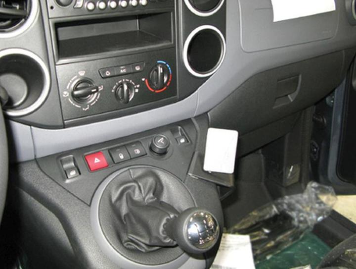 Produktbild Brodit ProClip für Citroen Berlingo Family/Berlingo, Transport/Peugeot Partner - Baujahr 2008 - 2014