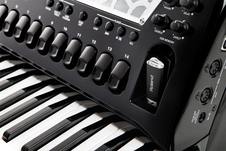 Actual product image Roland FR-8X BK V-Accordion piano zwart