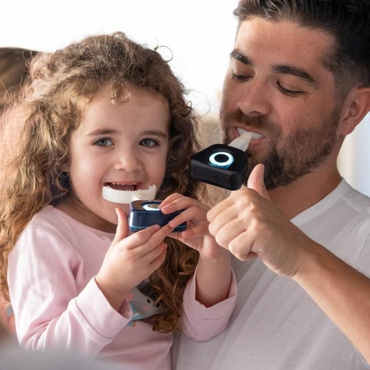 Actual product image Y-Brush Nylon Kids Toothbrush (1 x)