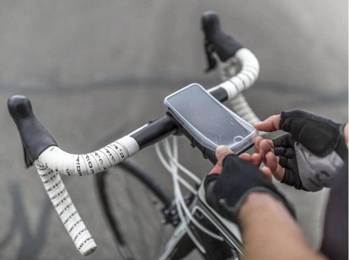 Produktbild Quad Lock MAG Poncho (Apple iPhone 13 Pro Max)