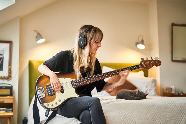 Actual product image BOSS (Electronics) Waza Air Bass (No noise cancelling, 12 h, Wireless)
