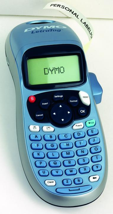 Produktbild Dymo Hand-Beschriftungsgerät "LetraTag PLUS", inkl. 1 Papierband in weiss & 1 Plastikband transparent