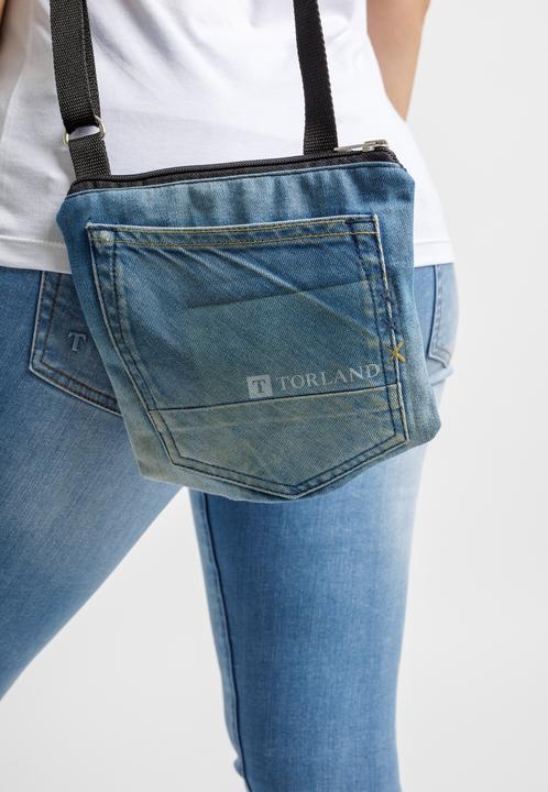 Produktbild Torland Upcycling Umhängetasche Tabea (0.60 l)
