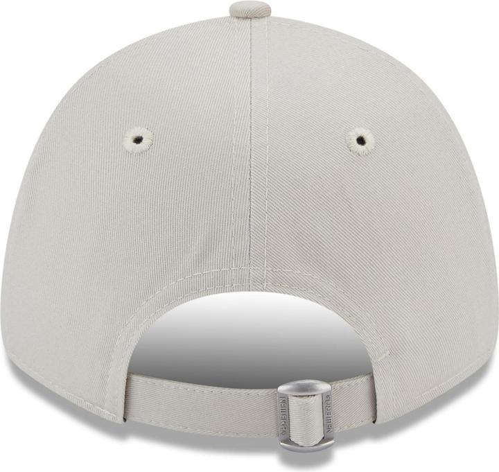 Actual product image New Era 9Forty Metallic FC Chelsea Grey