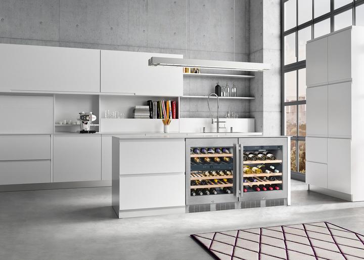 Actual product image Liebherr UWTes 1672 Vinidor wine cooler with compressor Integrated 34 bottle(s)