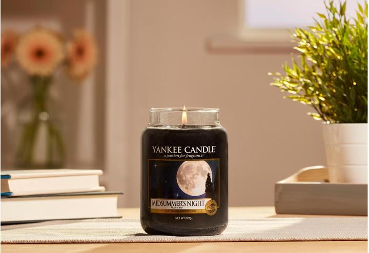 Actual product image Yankee Candle Midsummers Night (411 g)