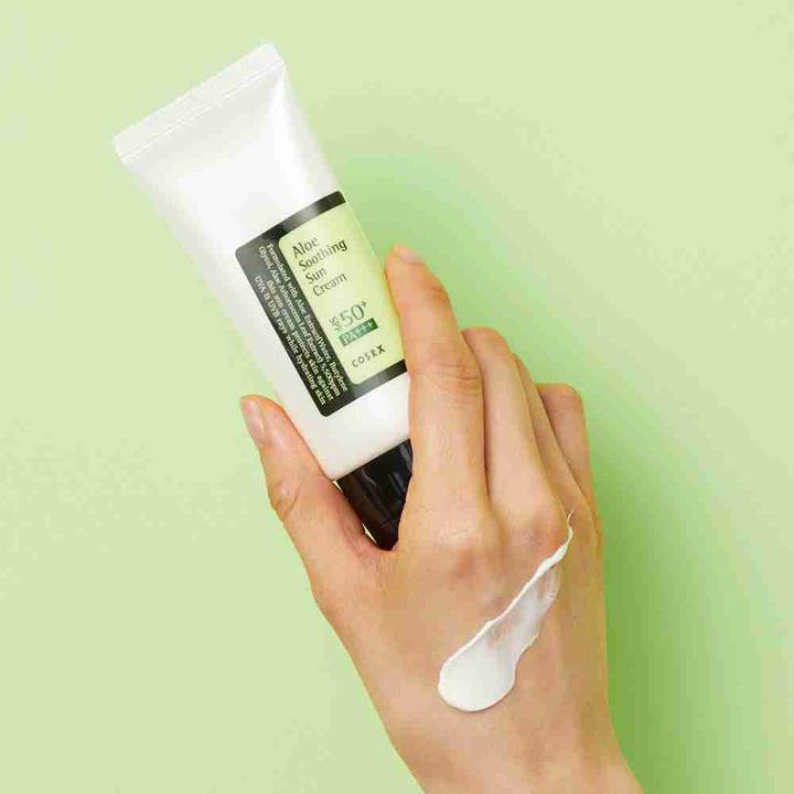 Productafbeelding Cosrx Aloë verzachtend (Zonnecrème gezicht, SPF 50, 50 ml)