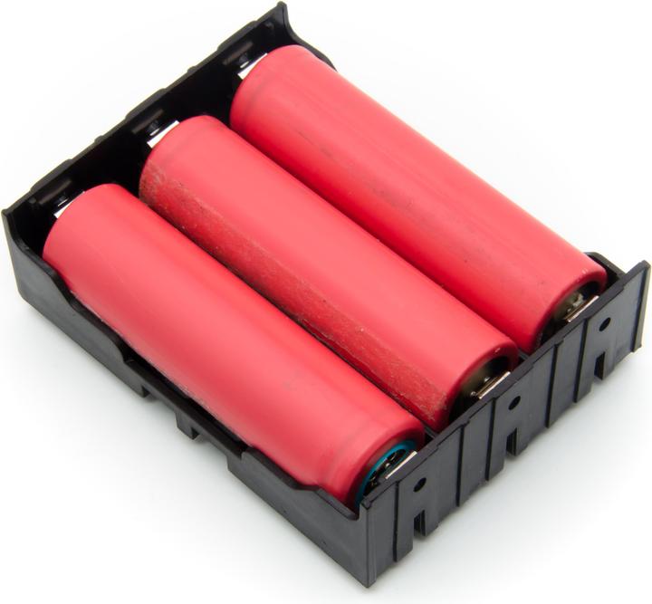 Purecrea 3-compartment 18650 battery compartment / battery holder