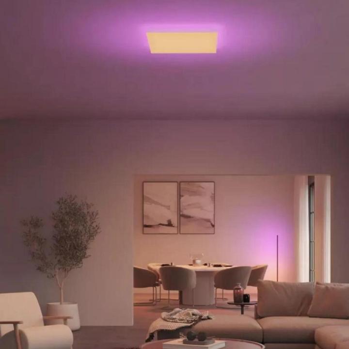 Actual product image Philips Hue White & Col. Amb. Datura (4300 lm)