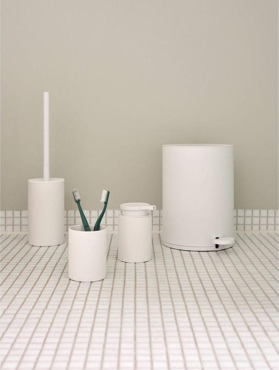 Actual product image Zone Denmark Seifenspender Karma 250 ml, Weiss, Fassungsvermögen: 250