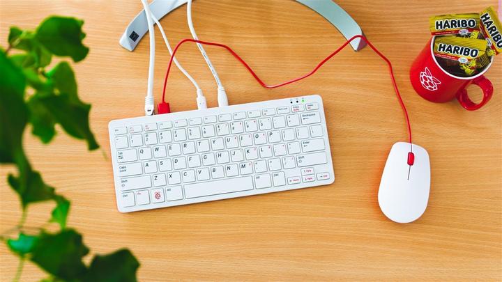 Produktbild Raspberry Pi 400 DE Starterkit