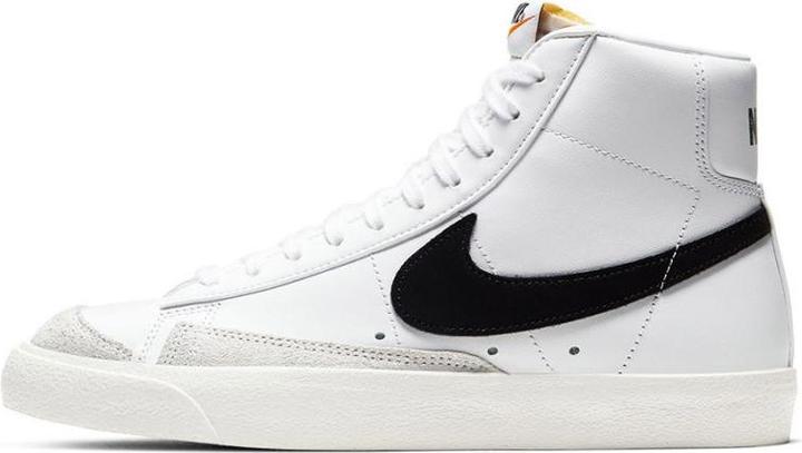 Nike 77 (38.5)